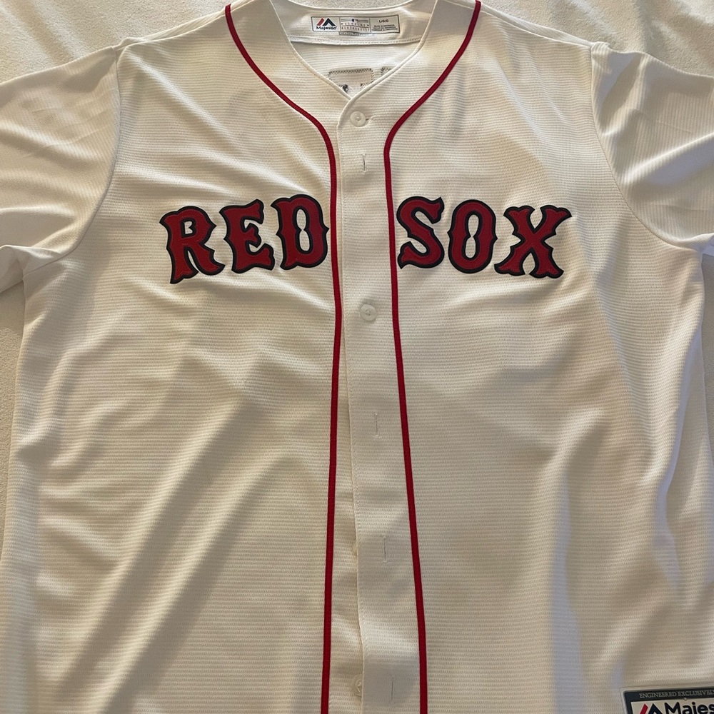 Mookie Betts Red Sox jersey